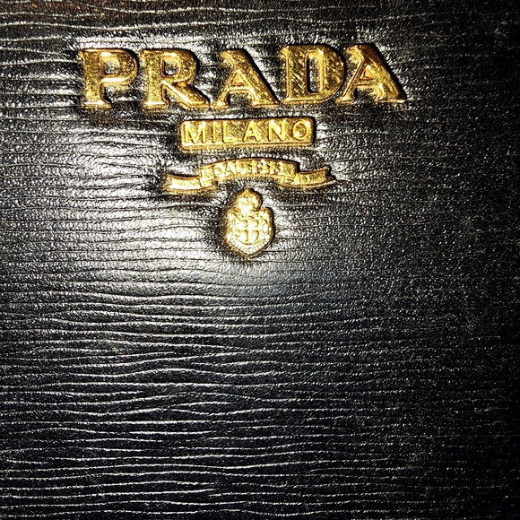 Prada Saffiano Leather Zippy Long Wallet - Picture 4 of 4